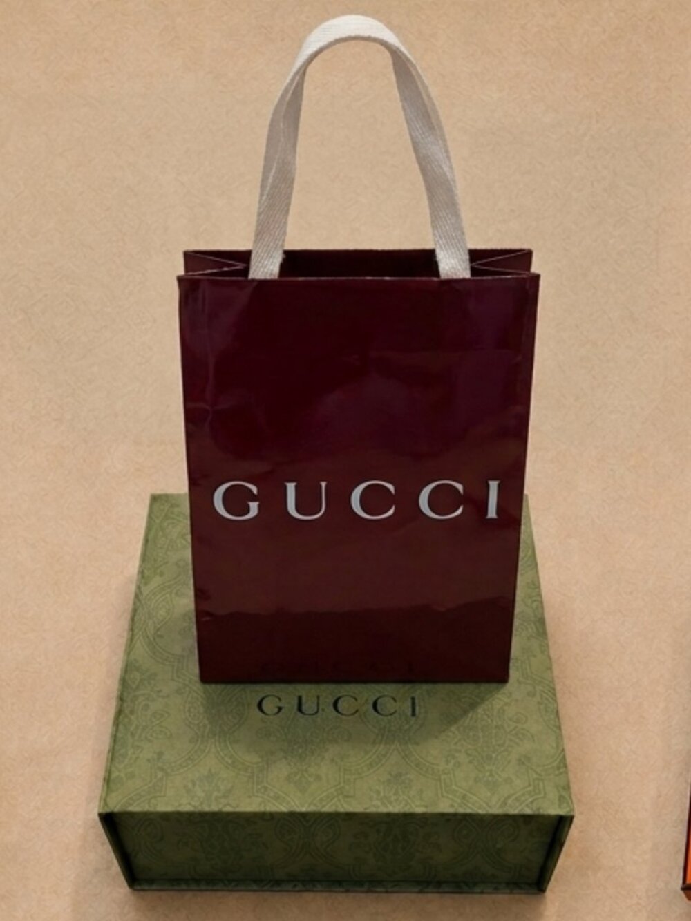 Gucci Empty Green Textured Jacquard Box + Burgundy Shopping Bag